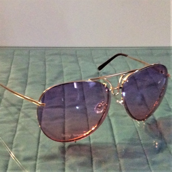NYS Accessories - Woman's NYS Aviator Sunglasses - '''Pretty! 🌸